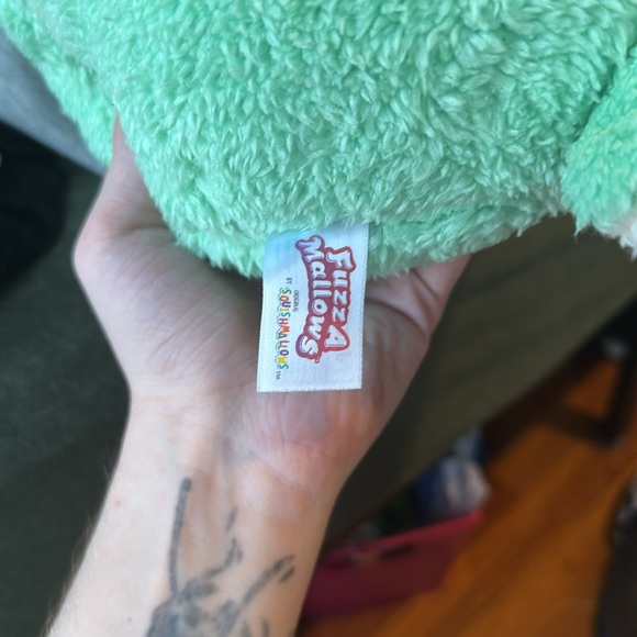 Palmer the goat fuzzamallow squishmallow brand new - Picture 3 of 3